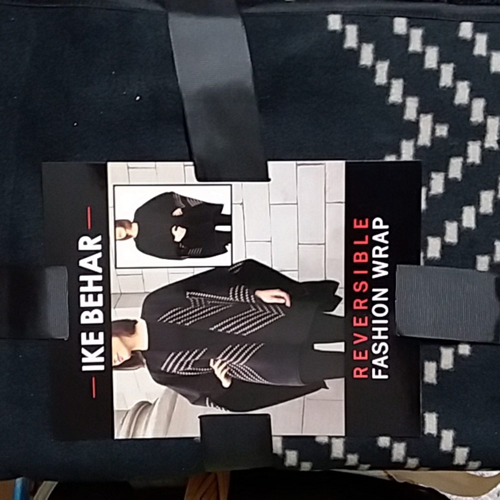 Costco Reversable Wrap